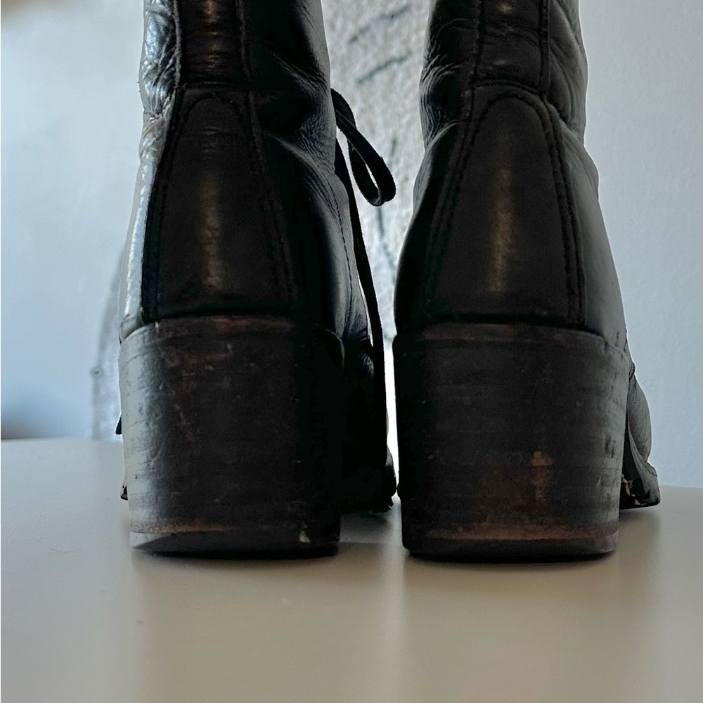Vintage Frye Sabrina 6G Black Leather Boots 8.5 USA Lace Up Combat Block Heel - Picture 7 of 7